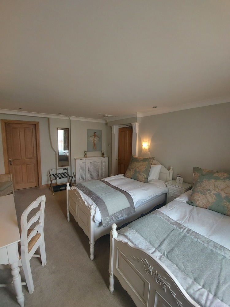 Castle View Guest House 5/22