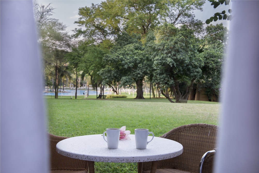 Sun City Hotel 43/50