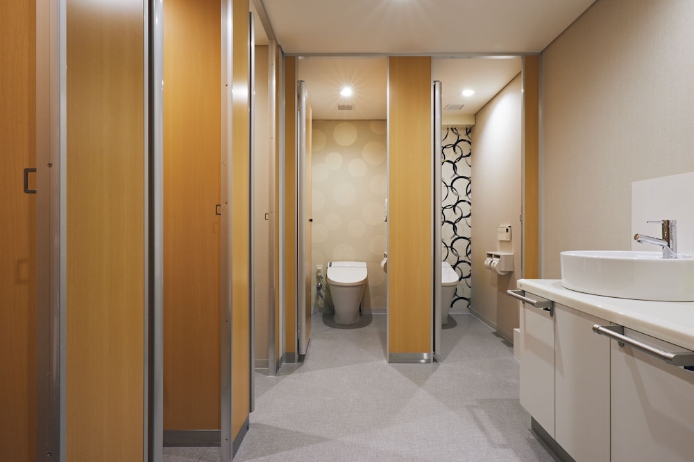 Shijo Guesthouse HIVE - Hostel 50/50