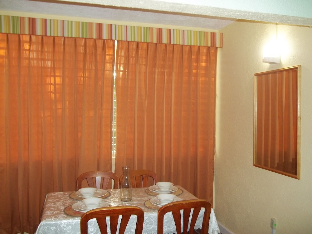 Palm Garden Hotel 17/50