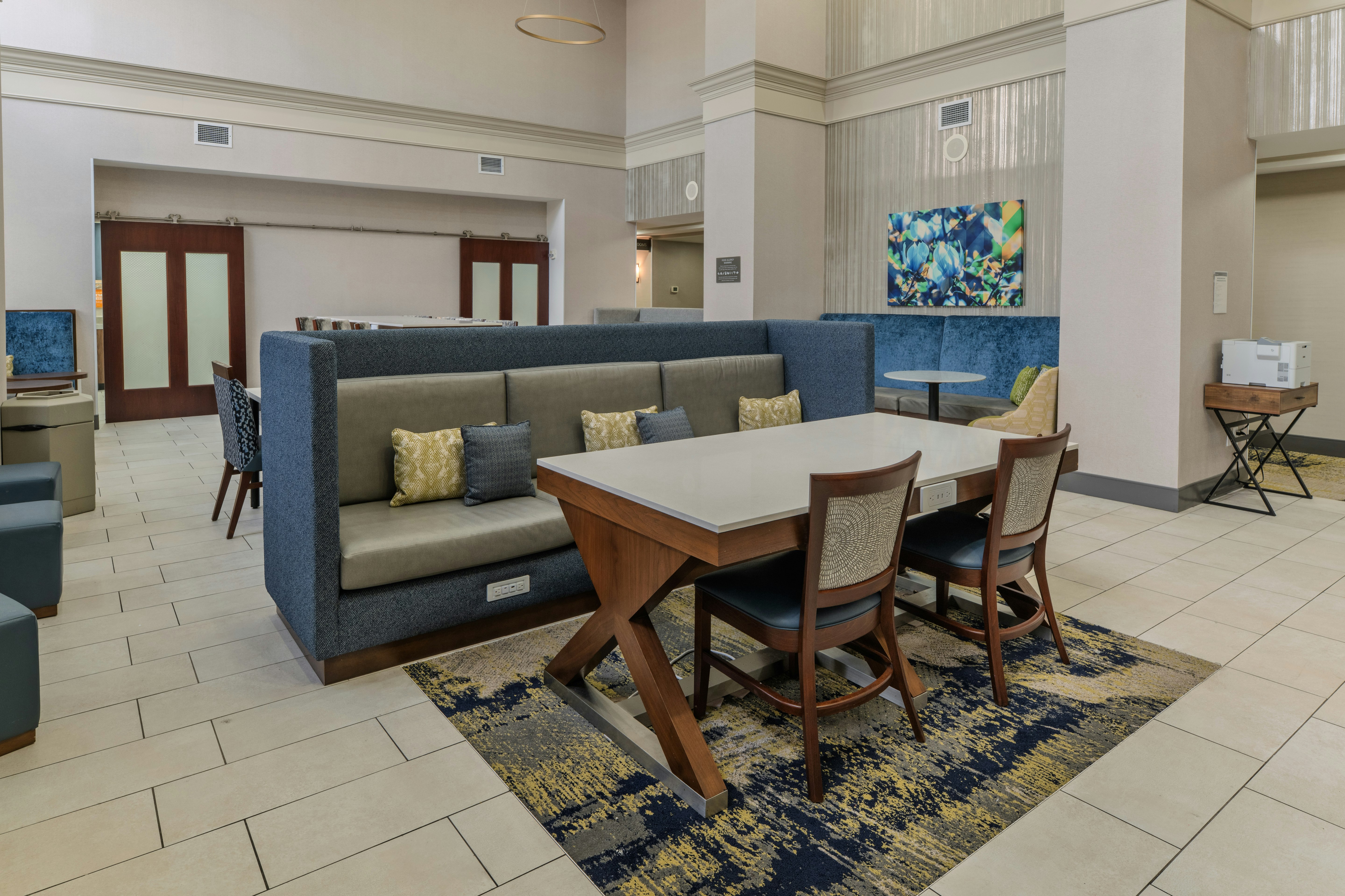 Hampton Inn Suites Florence Downtown 25/30