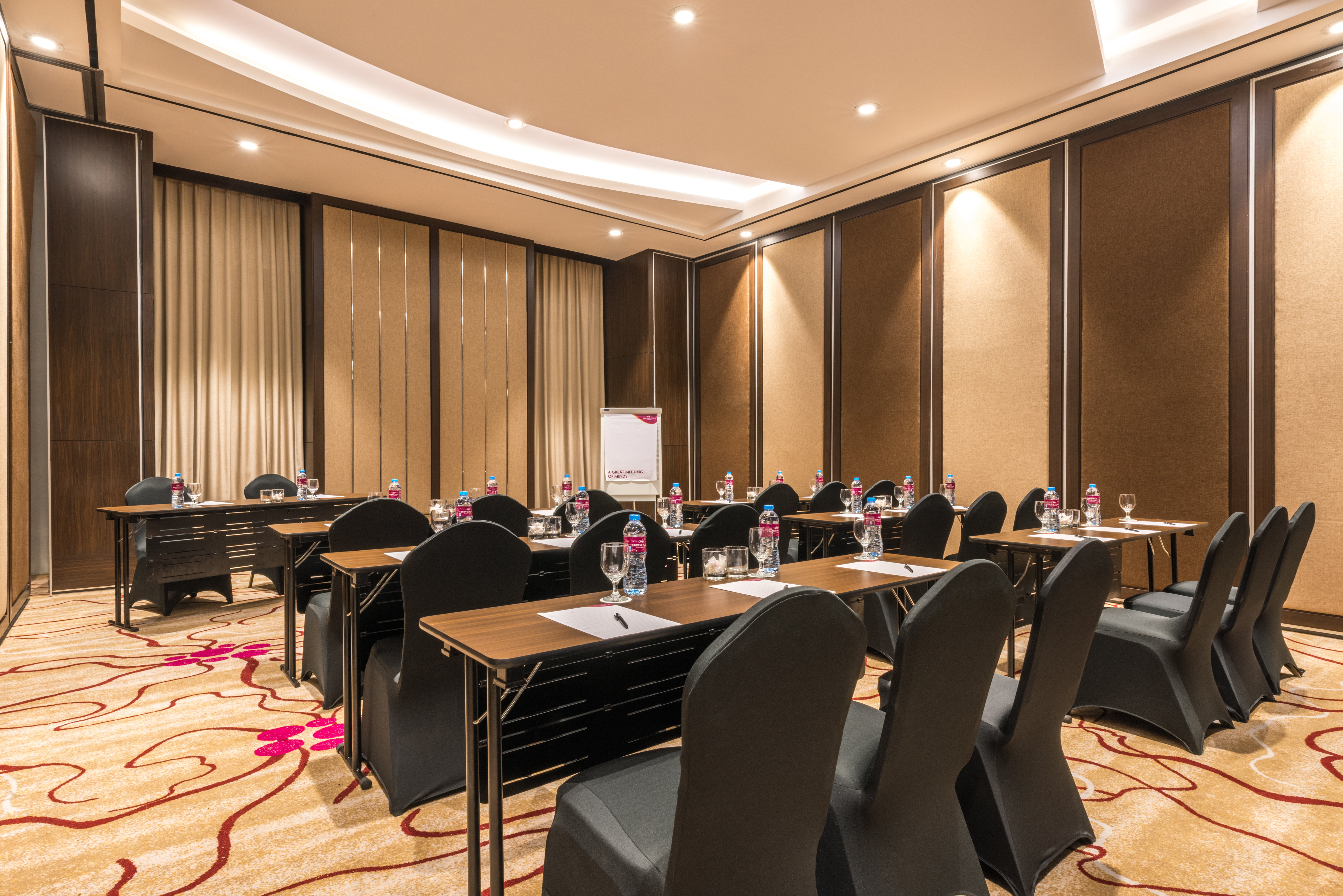 Crowne Plaza Bandung 63/75