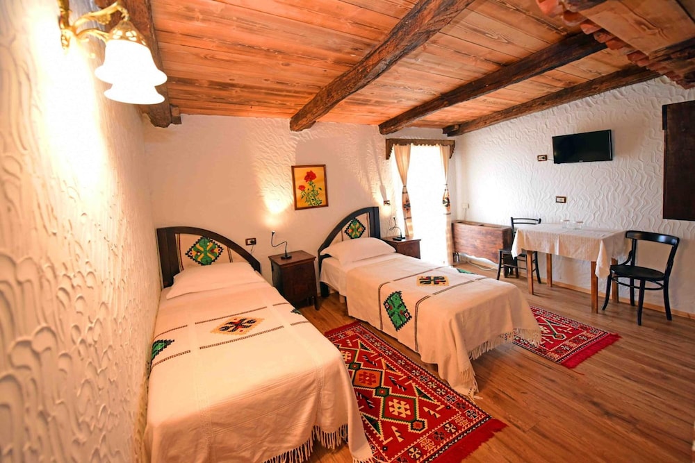 Hotel Tradita 18/34