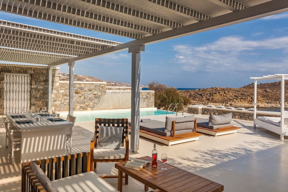Casa del Mar Mykonos Seaside Resort in MYKONOS