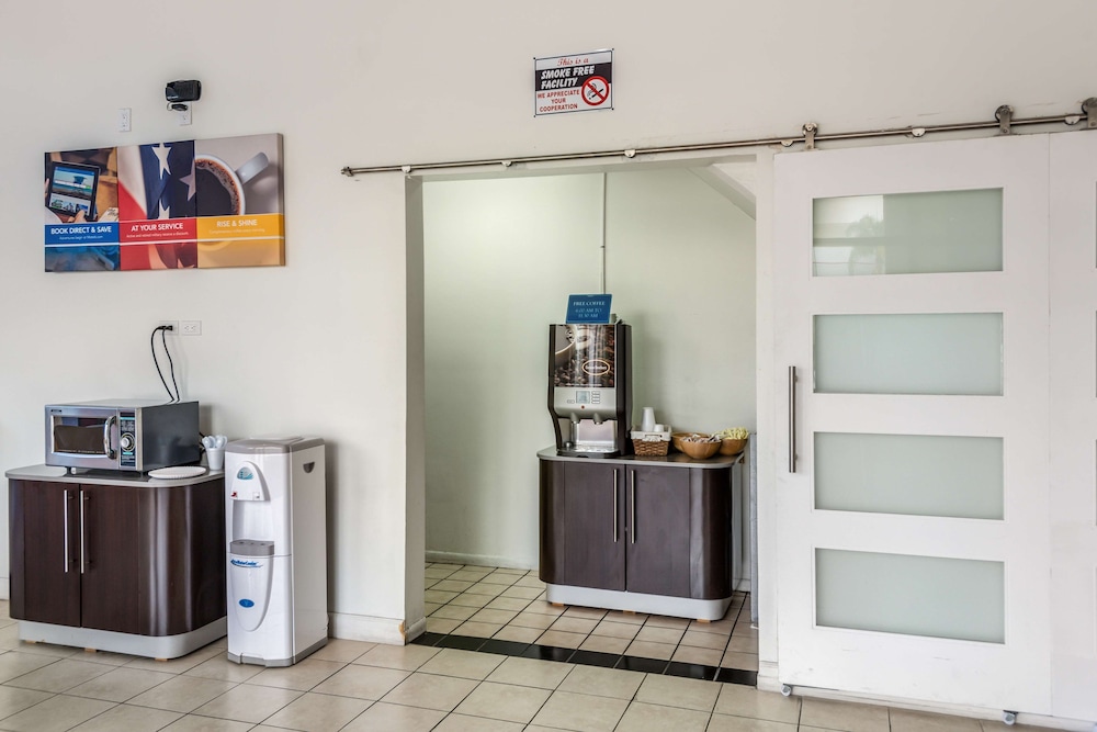 Lobby at Motel6 Gardena, CA - South, CARSON - CA