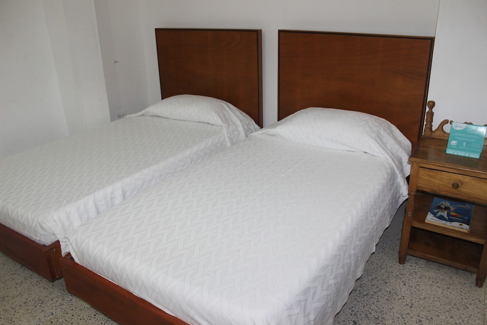HOTEL MONTERREY 15/45