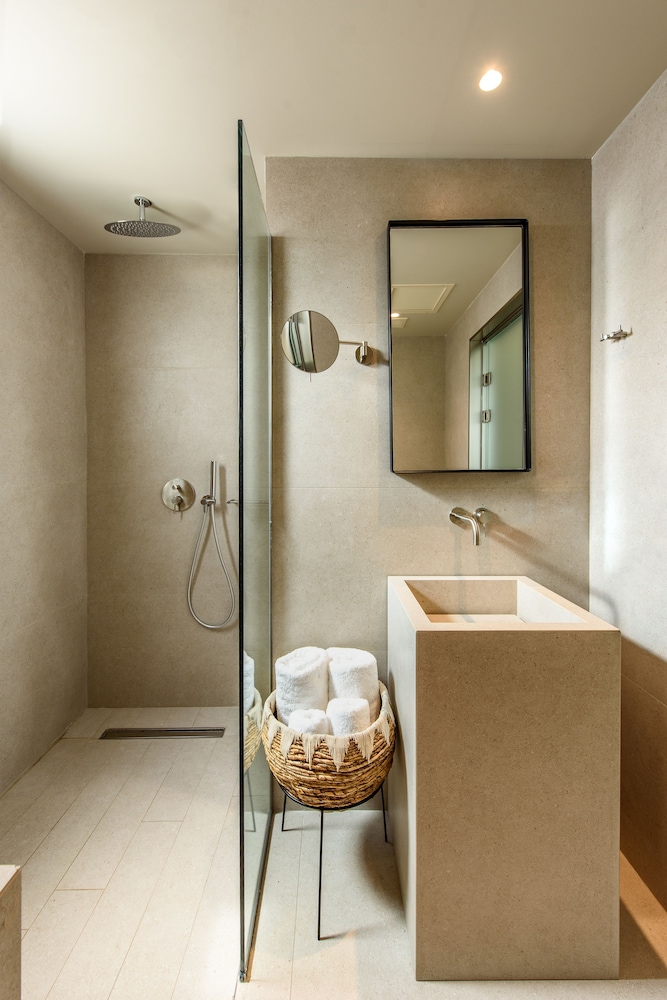 Dom Boutique Hotel 9/64