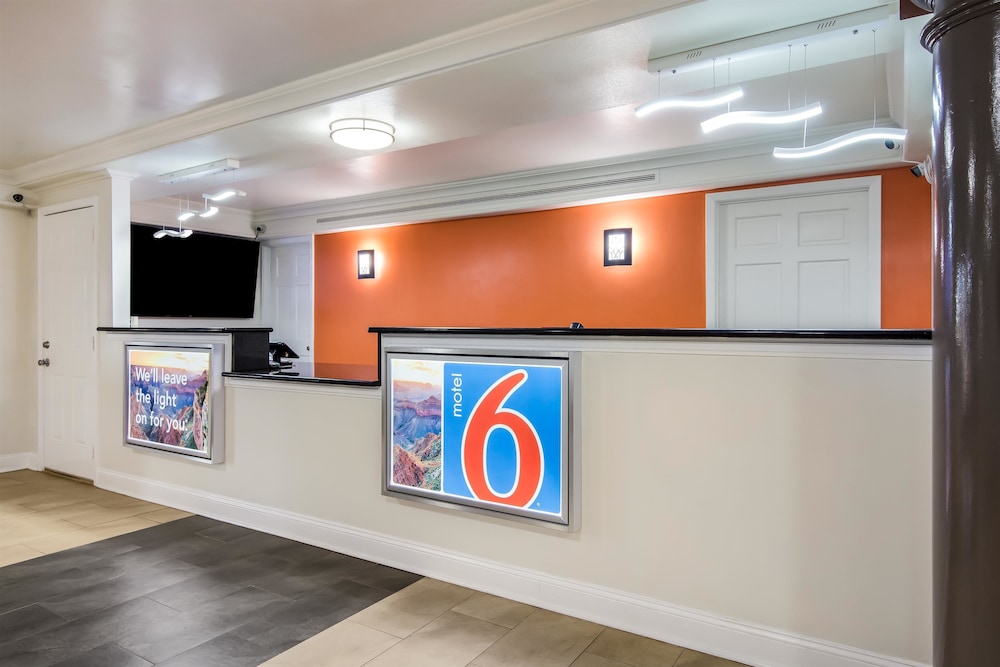Motel6 North Little Rock, AR - McCain 10/56