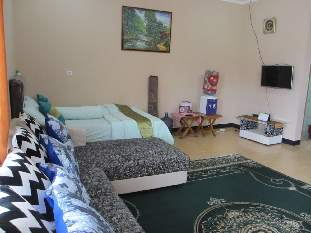 Lembur Incu Syariah Villa by ZUZU 27/46