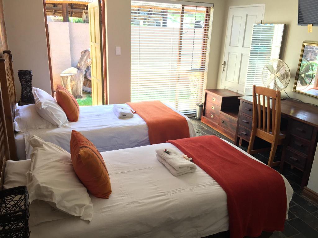 Travellers Nest Guesthouse 4/93