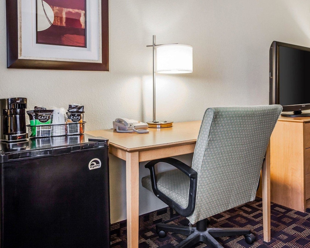 Quality Inn & Suites Des Moines Airport 39/50