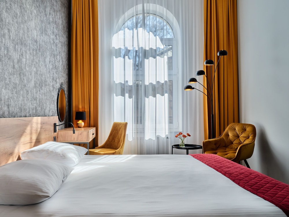 1891 Garni Hotel 6/44