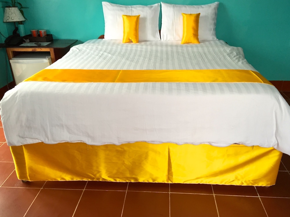 River Dolphin Hotel 27/52