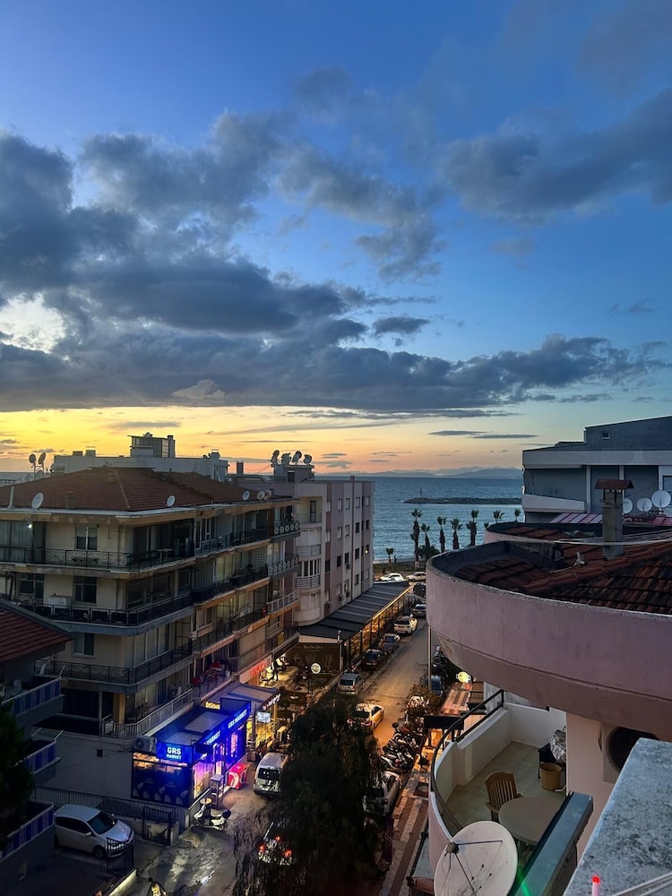 Akman City Hotel 60/66