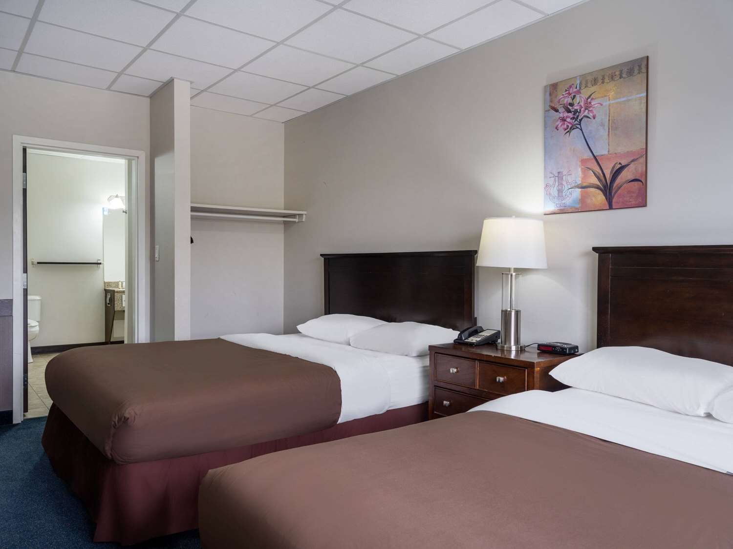 Travelodge By Wyndham Wetaskiwin 6/27