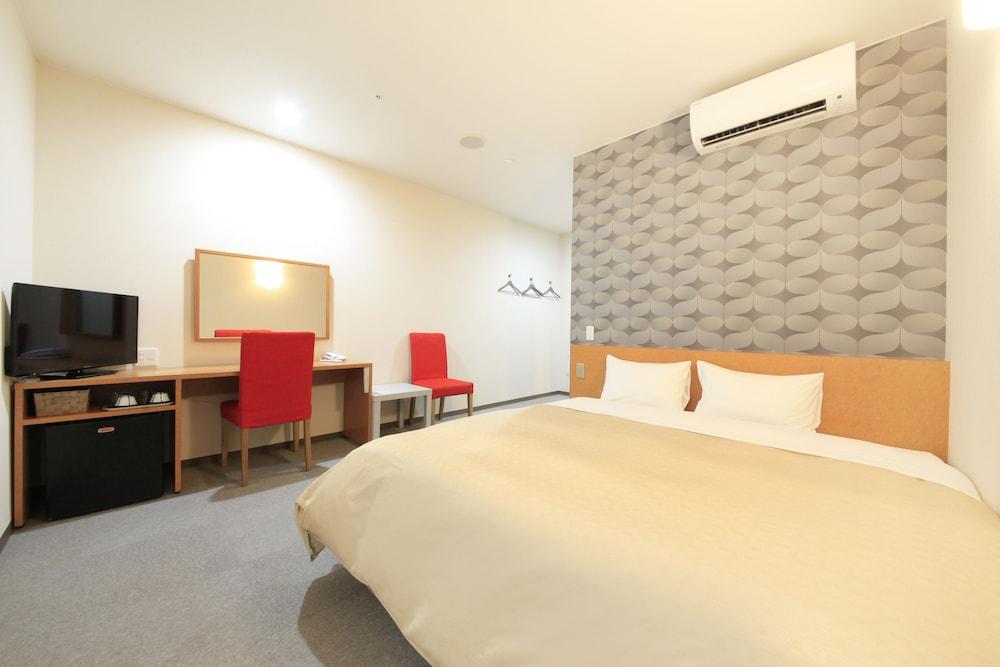 Standard, Double Bed, New Wing, Smoking