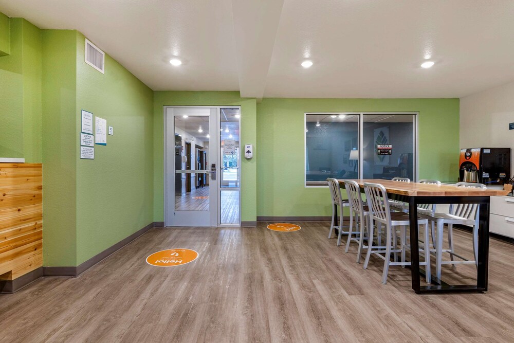 WoodSpring Suites Brunswick 25/31