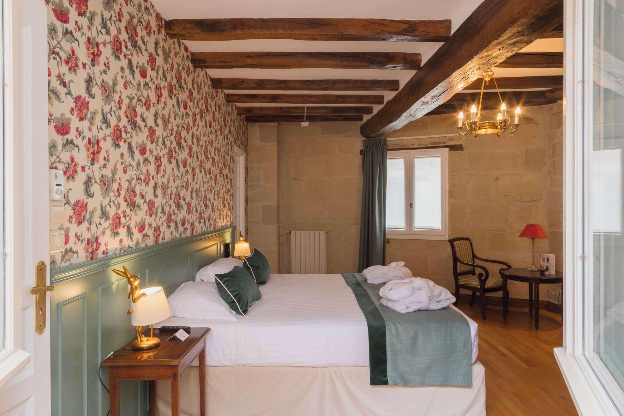 Suite, Multiple Beds