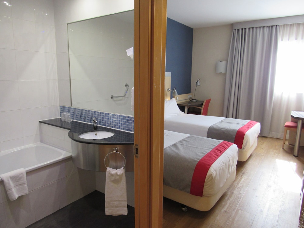 Holiday Inn Express Sant Cugat 17/60