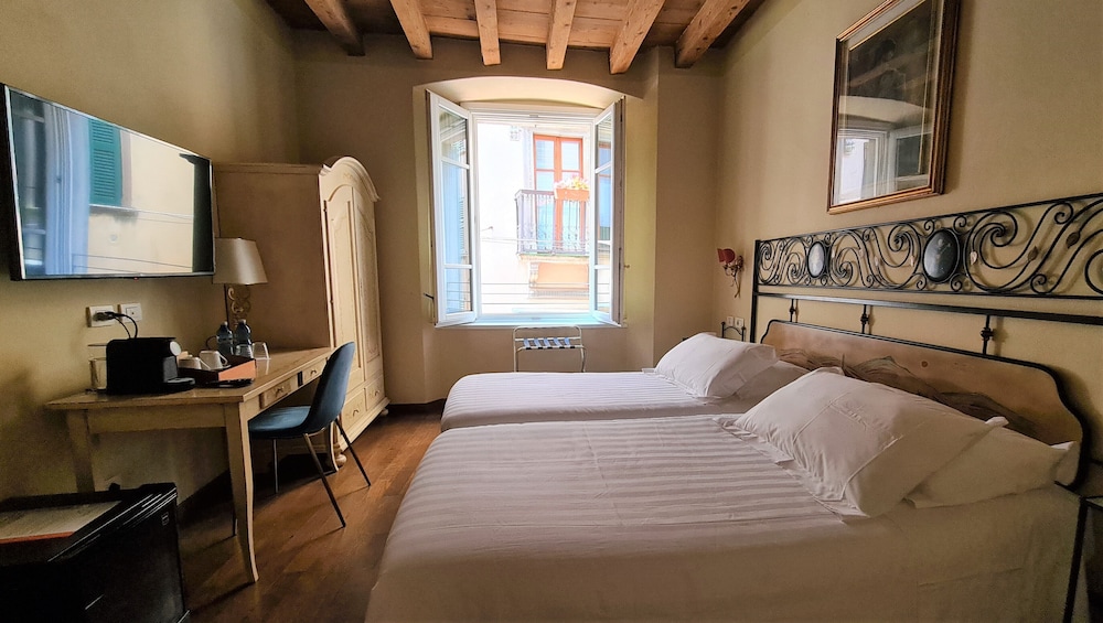 Hotel Piazza Vecchia 31/74