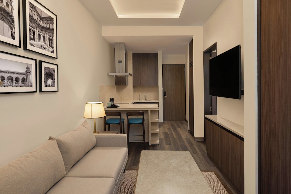Sheraton Hyderabad Hotel 46/71