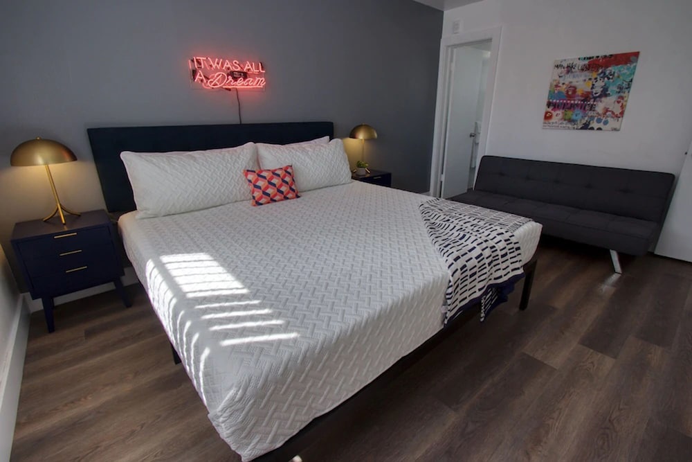 Suites at 23 Palms By RocketSTAY 7/29