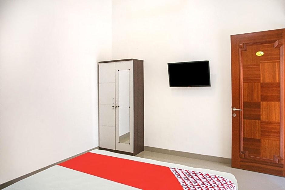 OYO 3438 Pasir Padi Inn Syariah 12/21