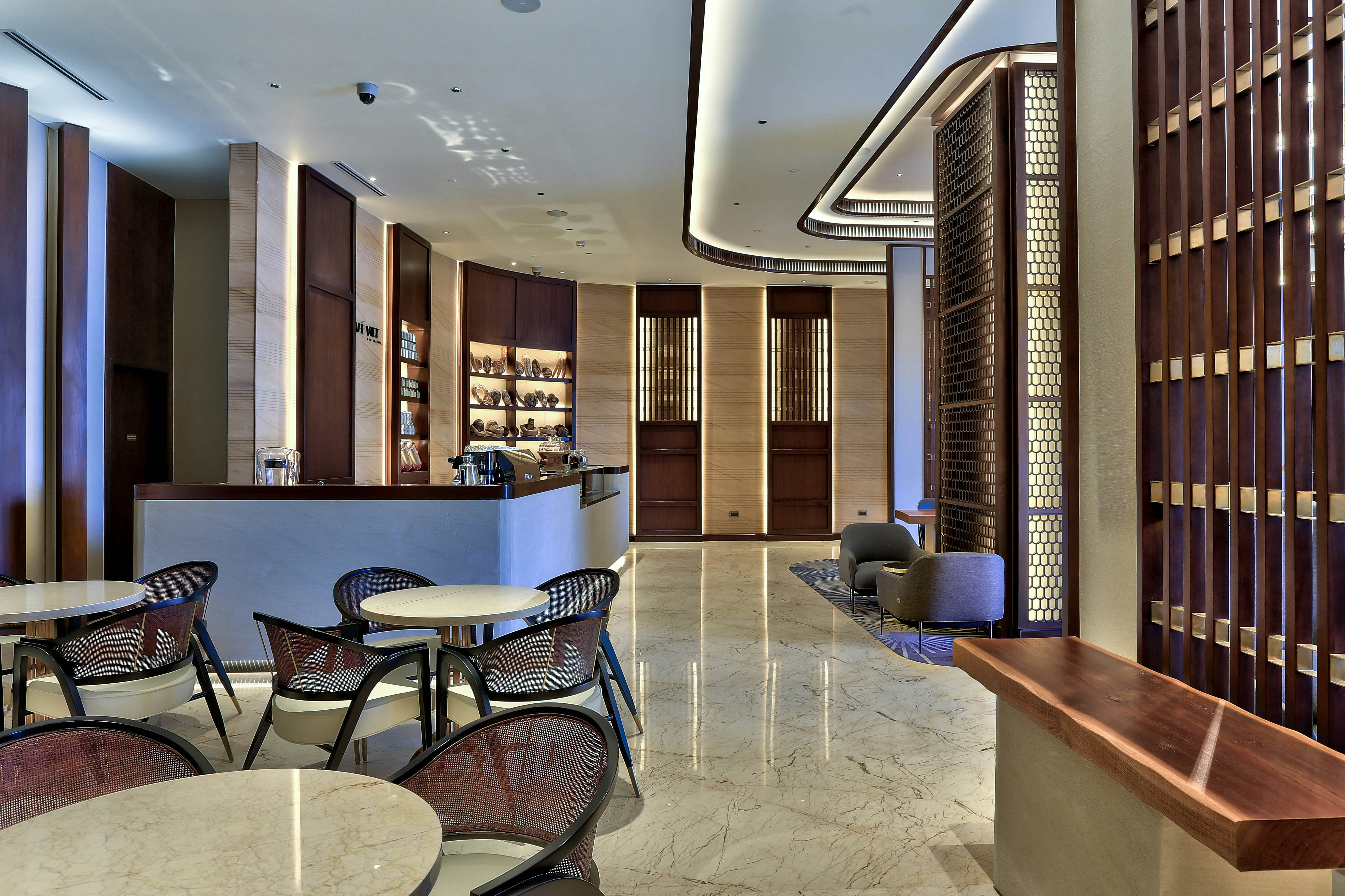 Hilton Da Nang 23/42