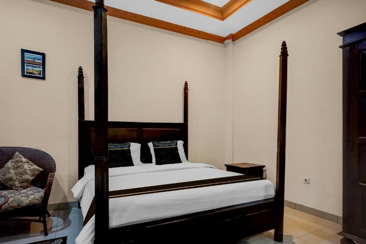 Collection O near University of Sumatera Utara formerly Huber Apartment 14/32