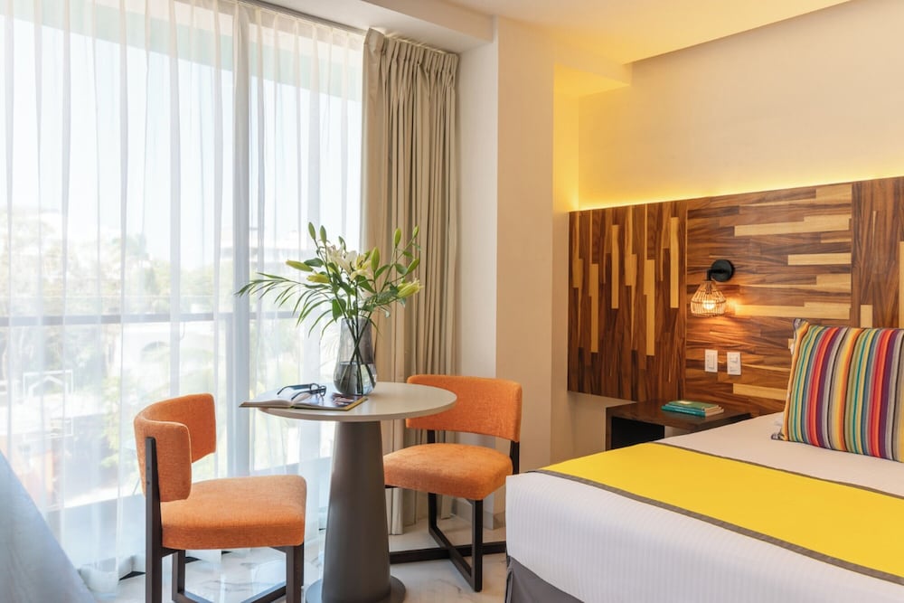 Marvic Hotel 14/36