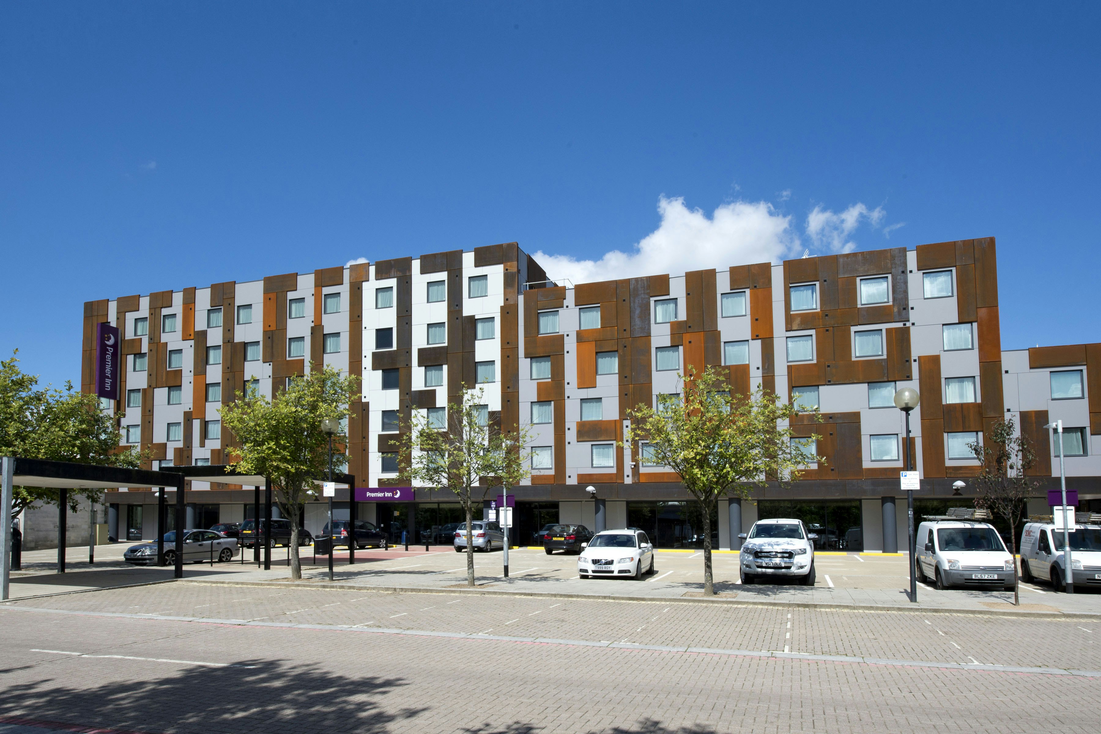 Premier Inn Milton Keynes (Theatre District) 31/41