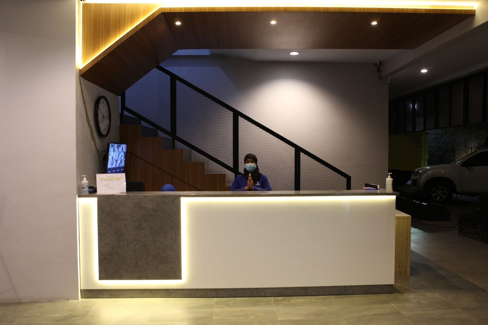 Rahayu Hotel Cirebon 7/60