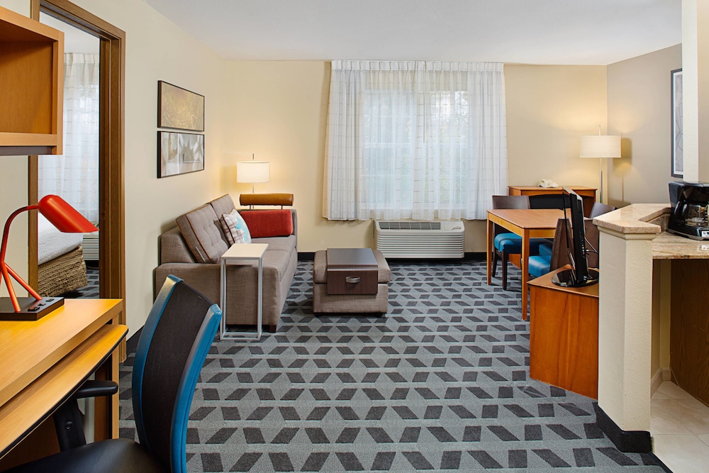 TownePlace Suites Philadelphia Horsham 8/19