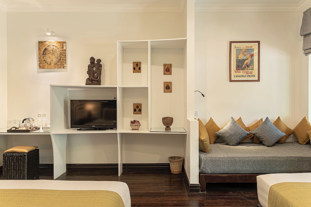 Pavillon D Orient Boutique Hotel 25/50