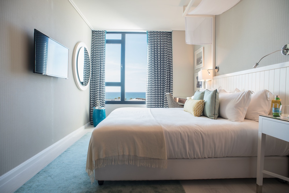 CLASSIC, DOUBLE OR TWIN BED, SEA VIEW