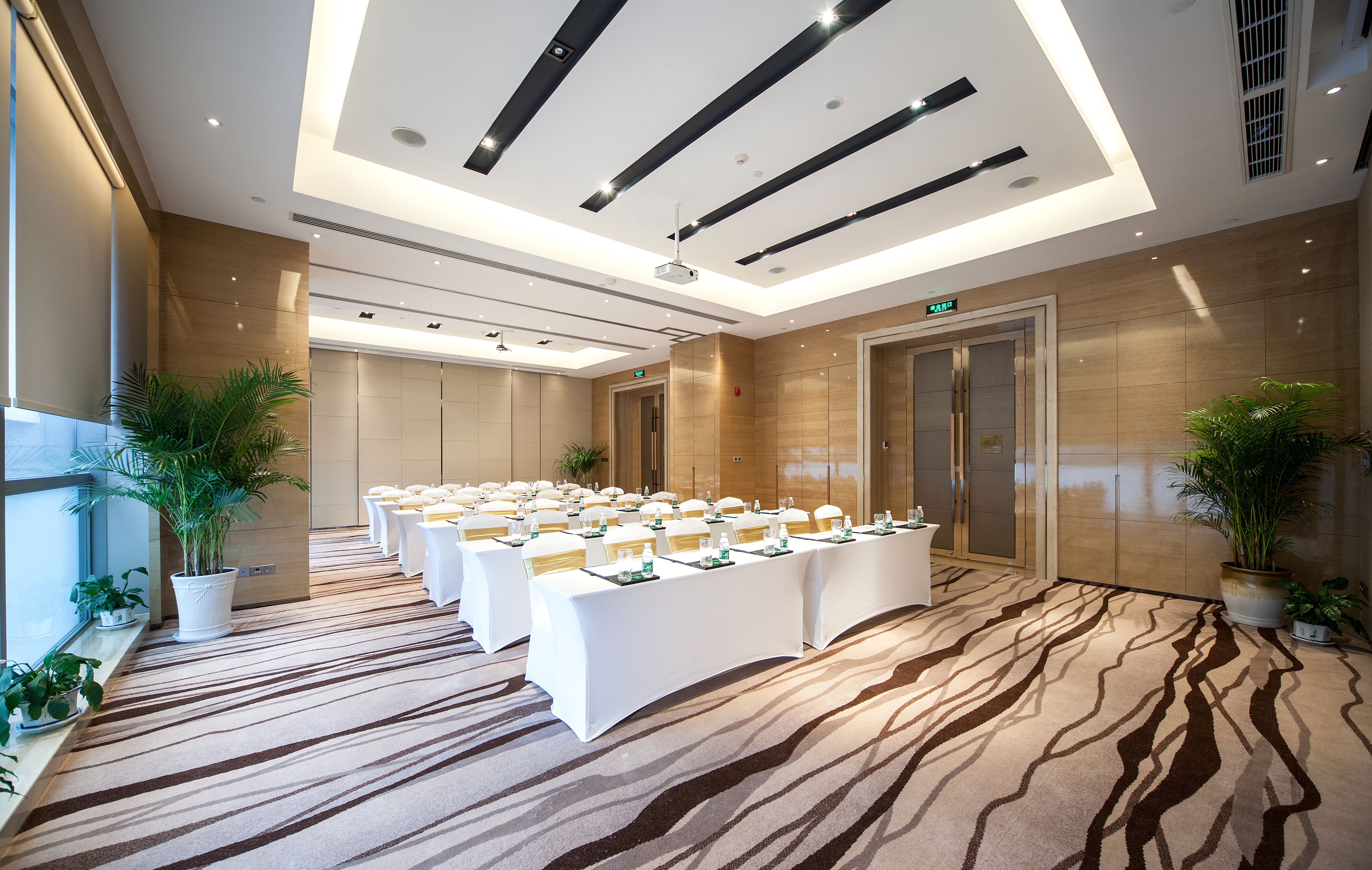 Holiday Inn Chengdu Oriental Plaza 9/50
