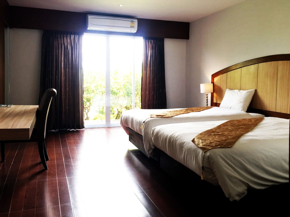 Nh Elegant Hotel 11/70