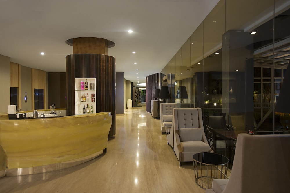 Nemuru Grand Bellevue Radio Dalam 7/39