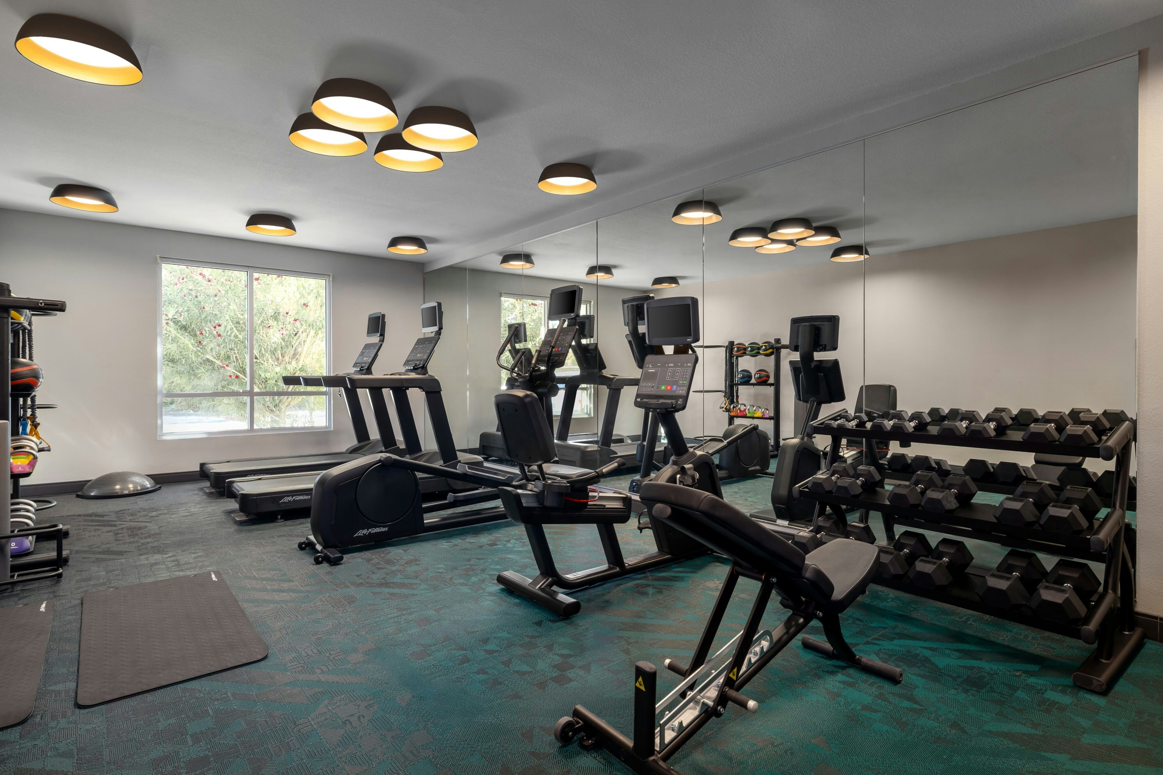 TownePlace Suites by Marriott Phoenix Goodyear 16/30