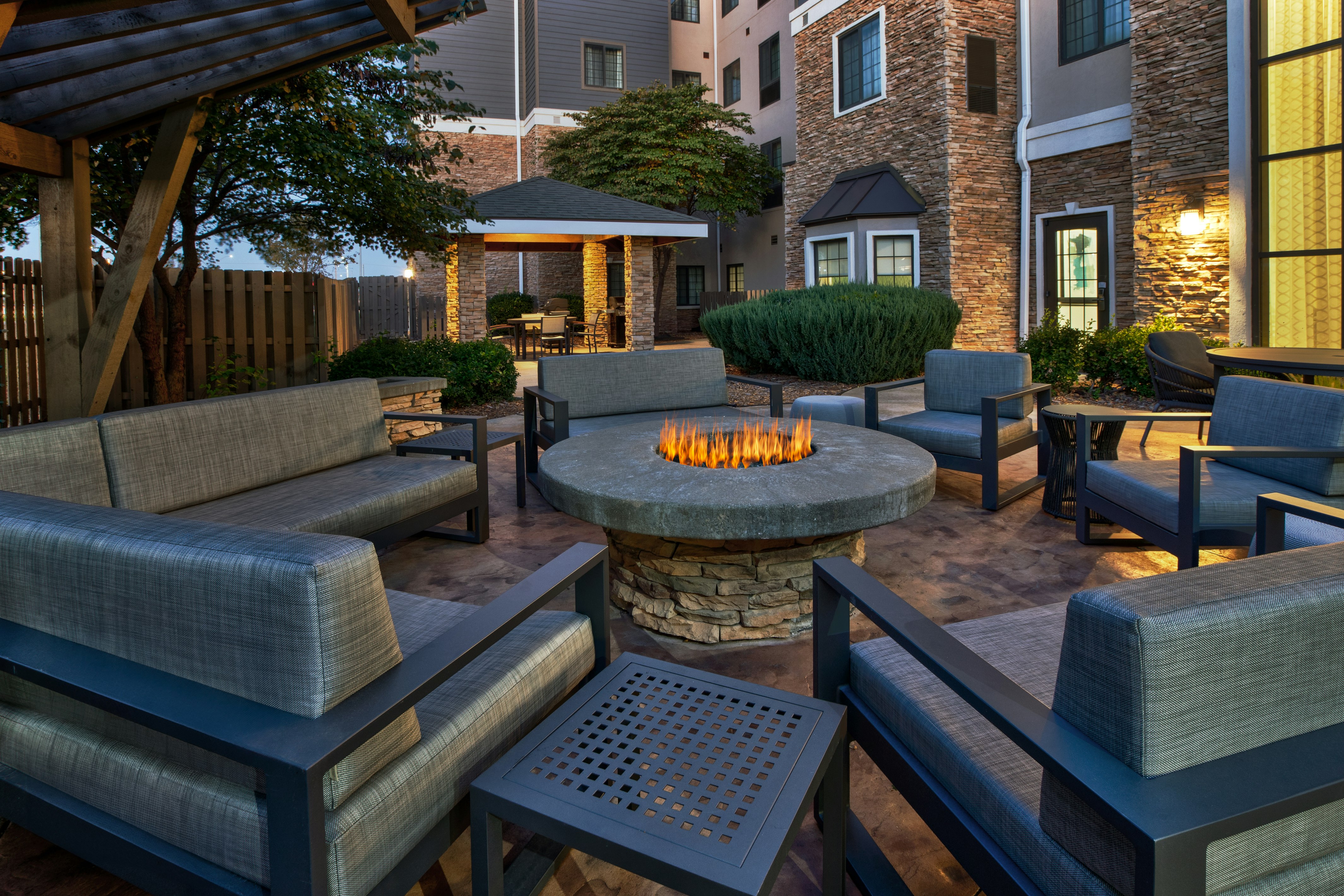 STAYBRIDGE SUITES LINCOLN NORTHEAST 28/59