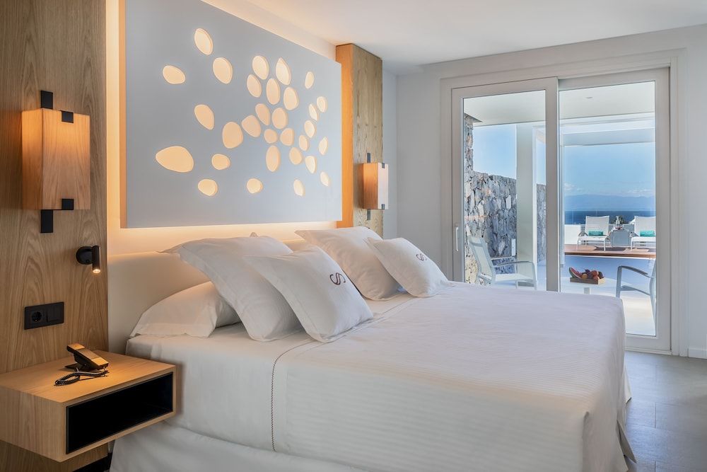 Royal Hideaway Corales Suites 52/77