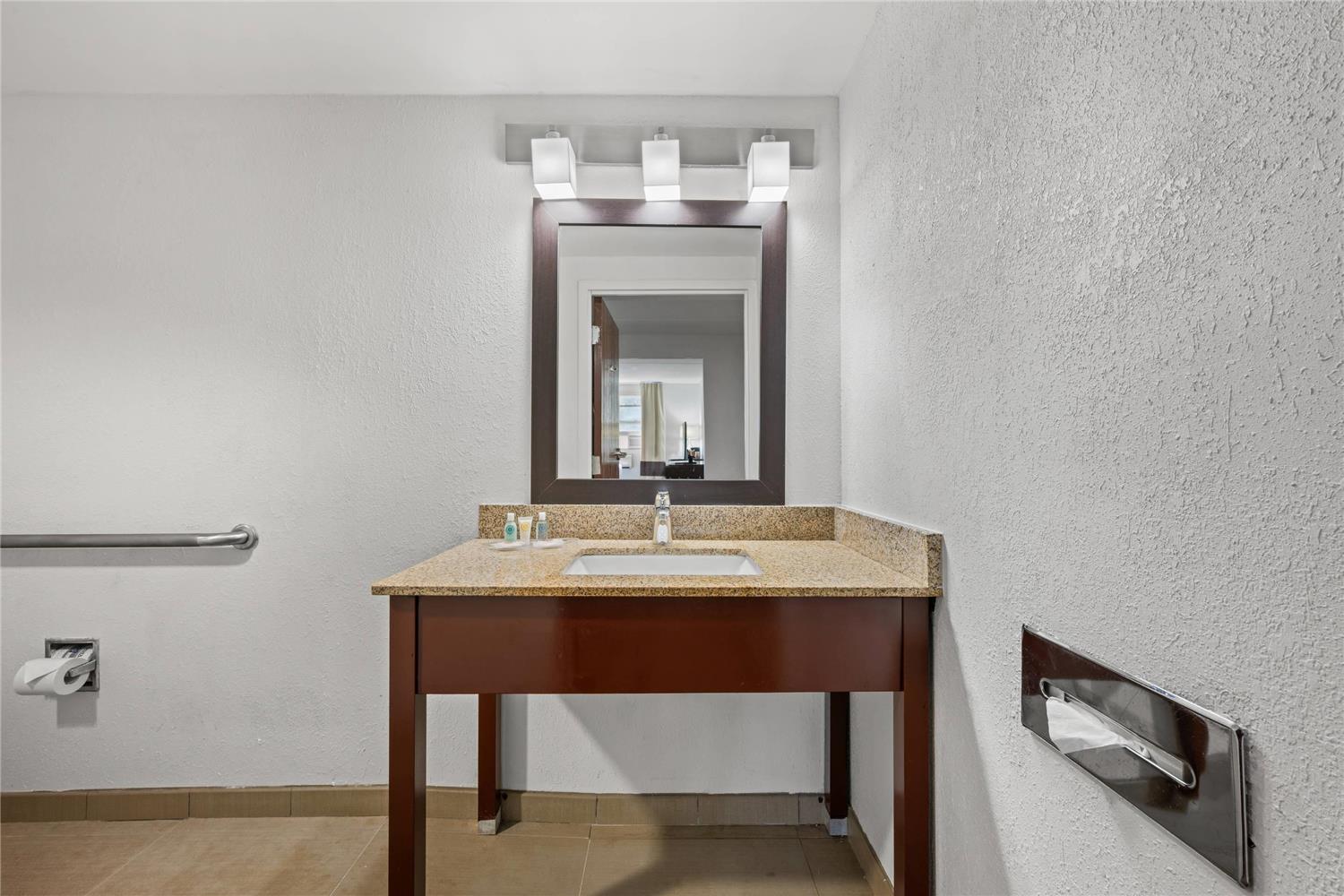 Suite, 2 Double Beds, Accessible, Comfort Suites Near Casinos 3/3