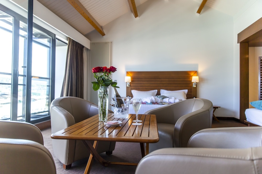 HOTEL LE GRAND PAVOIS 59/87