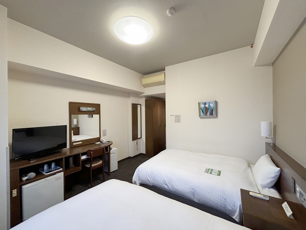 Hotel Route Inn SakaideKita Inter 14/62