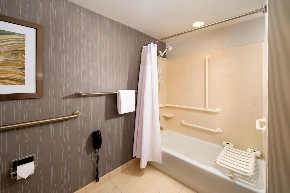 Courtyard By Marriott San Antonio Seaworld Lackland 15/45