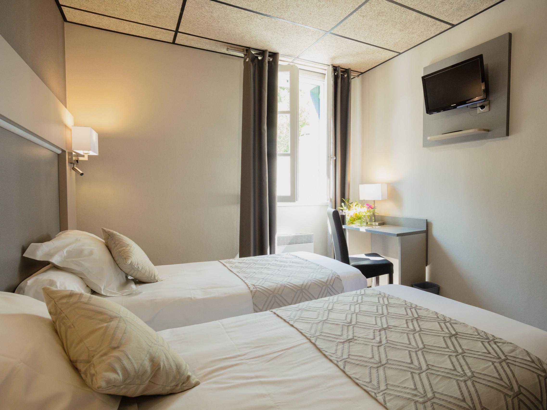 LOGIS HOTEL RESTAURANT FAMILY AND SPA 8/26