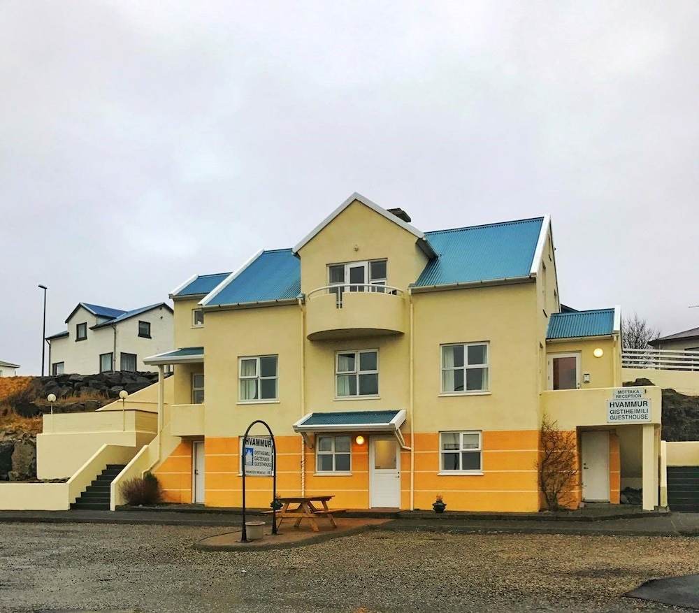 Guesthouse Hvammur 3/50