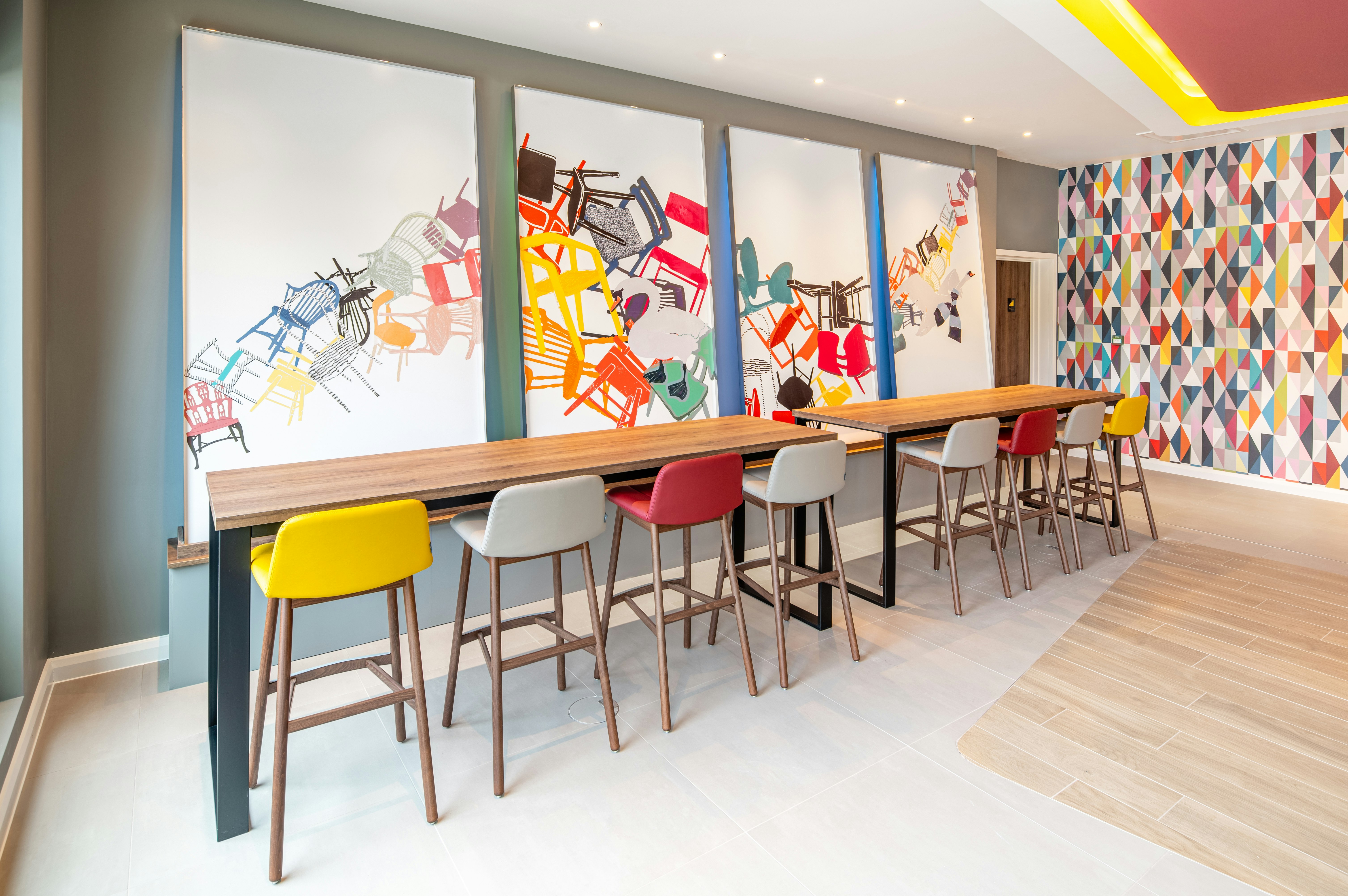 Hampton by Hilton High Wycombe 17/22