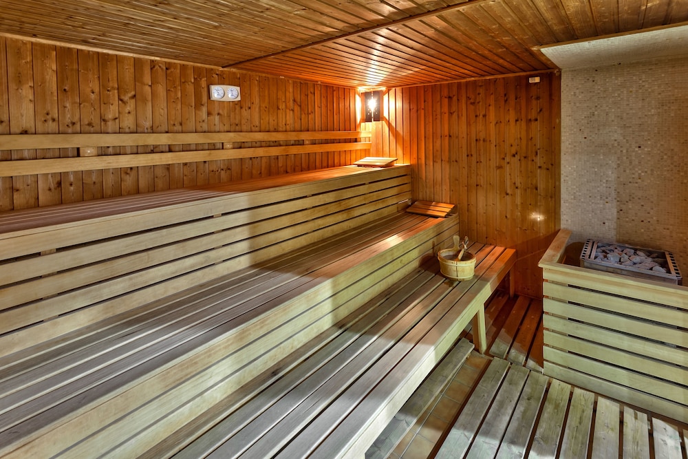 Interhotel Sandanski 20/48
