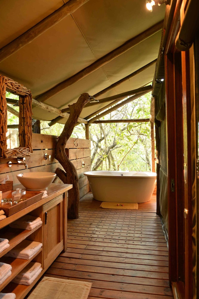 Summerfields Rose Retreat Spa 29/50